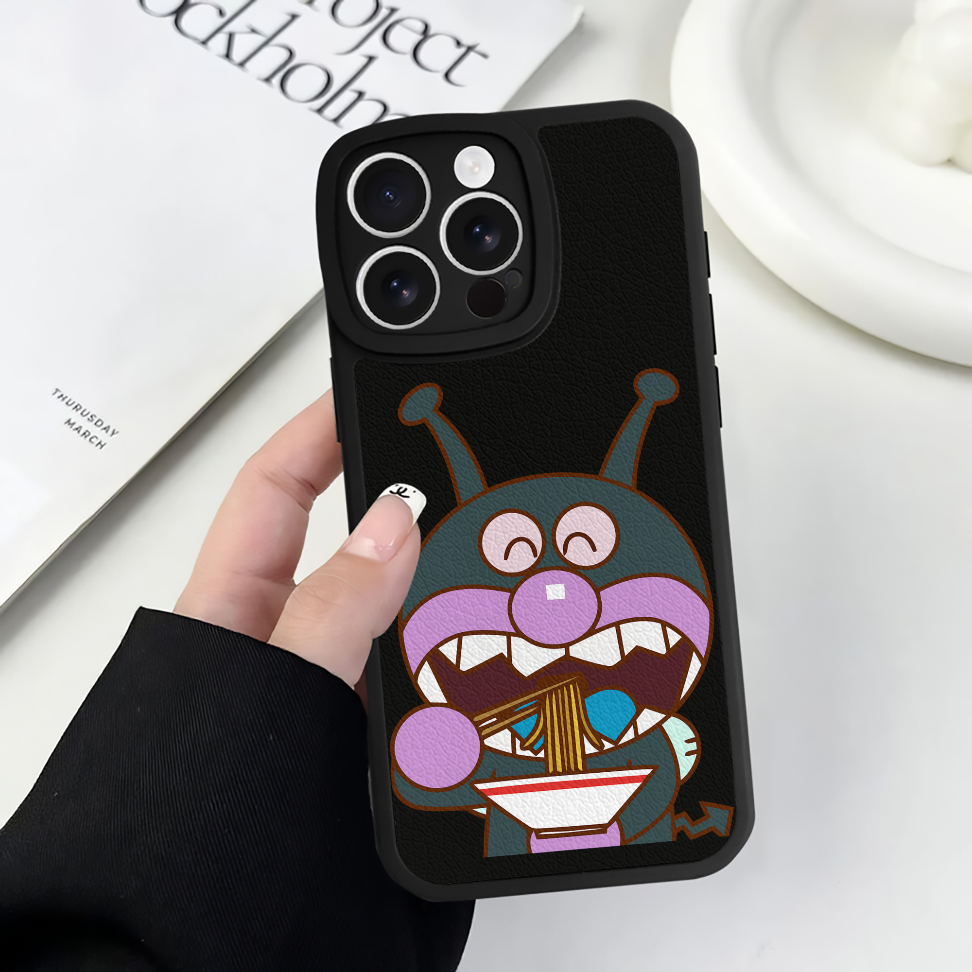 （画像用） アンパンマン Anpanman 【iPhone 16シリーズ対応】シリコンスマホケース（レザー調） 材質：シリコン